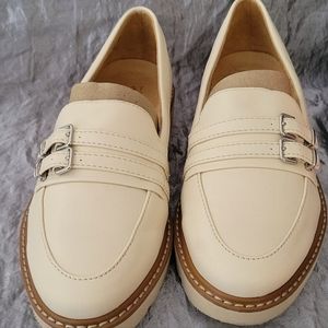 Naturalizer Loafers